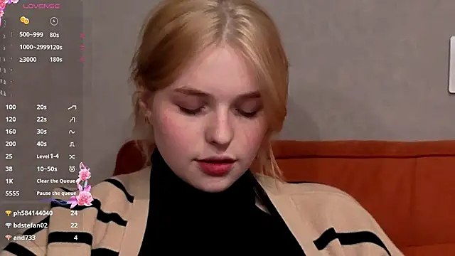 Snapshot of AnnieKim_ chatting on June 3, 4:12 pm AnnieKim online show from June 3, 4:12 pm