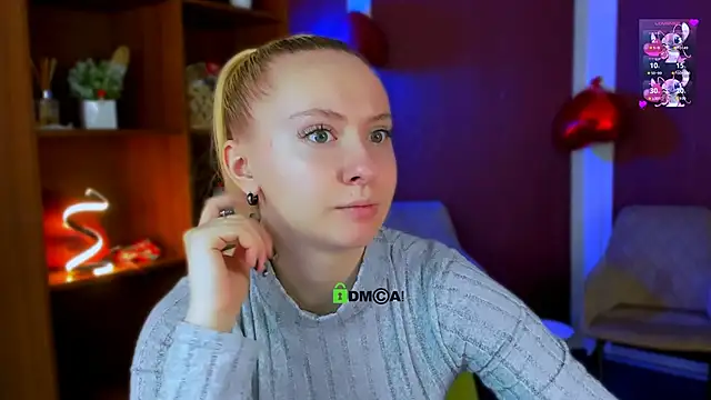 mila glow1 online show from February 12, 12:22 pm