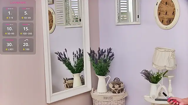 LollyShine online show from September 26, 6:45 pm