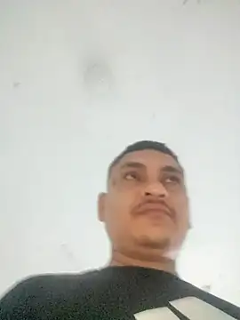 Snapshot of Maratattoo22 chatting on March 24, 3:00 am Maratattoo22 online show from March 24, 3:00 am