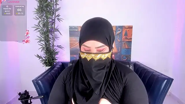 samanee konn online show from February 12, 7:09 pm