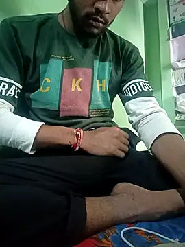 uniquesexyboy5689 online show from October 25, 5:48 am