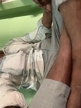 uniquesexyboy5689 online show from November 11, 9:20 am