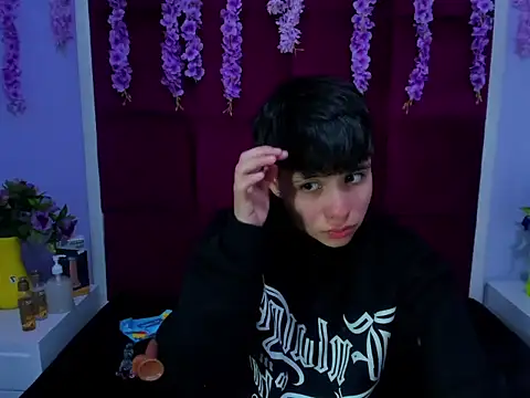 Bruno Cruzz online show from October 29, 2:25 am