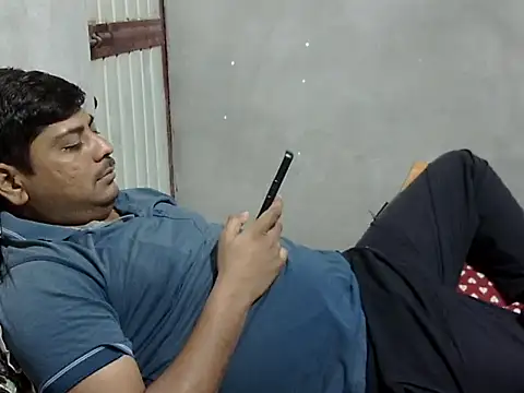 Ajmersingh335512 online show from April 10, 4:44 pm