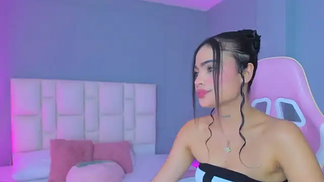 SammyRose  online show from February 5, 5:34 am