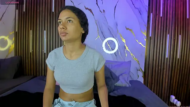 VictoriaDuart online show from September 20, 8:10 pm