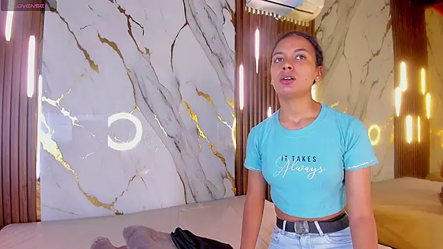 VictoriaDuart online show from November 8, 8:07 pm