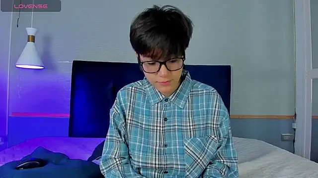 Tsuki Maru online show from November 4, 1:32 pm