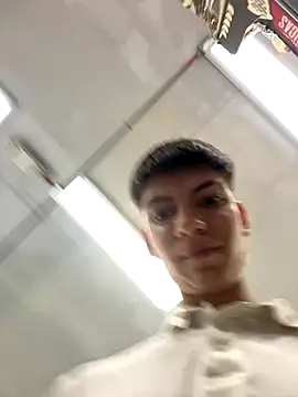 Snapshot of Luck__090 chatting on September 11, 12:00 am Luck  090 online show from September 11, 12:00 am