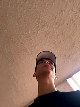 Snapshot of Luck__090 chatting on September 11, 12:49 pm Luck  090 online show from September 11, 12:49 pm