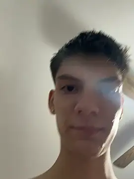 Snapshot of Luck__090 chatting on September 23, 11:19 pm Luck  090 online show from September 23, 11:19 pm