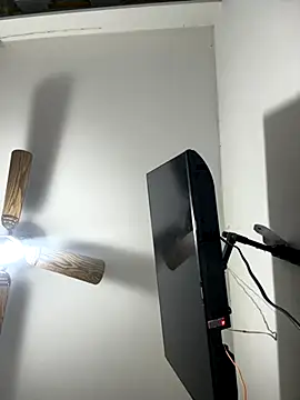 Snapshot of Luck__090 chatting on October 8, 4:32 am Luck  090 online show from October 8, 4:32 am