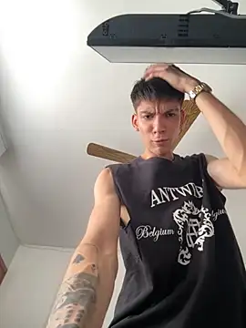 Snapshot of Luck__090 chatting on October 10, 5:01 pm Luck  090 online show from October 10, 5:01 pm