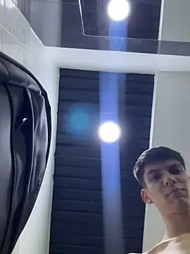 Snapshot of Luck__090 chatting on October 13, 1:38 am Luck  090 online show from October 13, 1:38 am