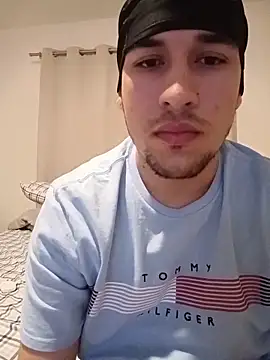 Jadriel23 online show from December 19, 12:28 am