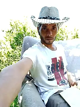 Snapshot of AlphaAlterX chatting on September 9, 1:21 pm AlphaAlterX online show from September 9, 1:21 pm