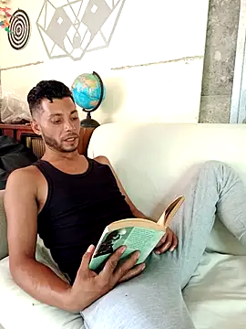 Snapshot of AlphaAlterX chatting on September 11, 7:25 pm AlphaAlterX online show from September 11, 7:25 pm