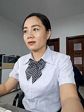 Snapshot of bingxin- chatting on October 15, 6:24 am bingxin- online show from October 15, 6:24 am