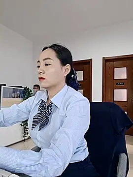 Snapshot of bingxin- chatting on December 5, 12:41 am bingxin- online show from December 5, 12:41 am