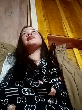 Snapshot of ningchun20 chatting on December 22, 3:53 pm ningchun20 online show from December 22, 3:53 pm