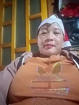 Snapshot of ningchun20 chatting on February 19, 5:58 am ningchun20 online show from February 19, 5:58 am