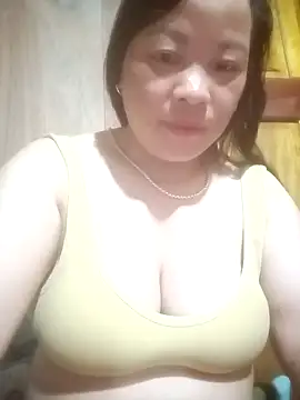 Snapshot of ningchun20 chatting on April 13, 10:15 pm ningchun20 online show from April 13, 10:15 pm