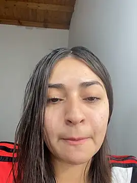 Snapshot of sexybeluxxx chatting on December 1, 12:04 am sexybeluxxx online show from December 1, 12:04 am