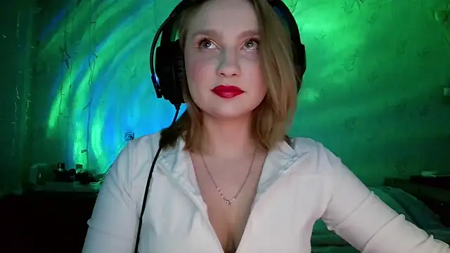 pr In cess  online show from March 19, 9:52 pm