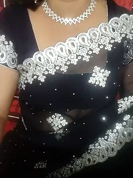 Snapshot of mallika1000 chatting on November 14, 3:33 pm mallika1000 online show from November 14, 3:33 pm