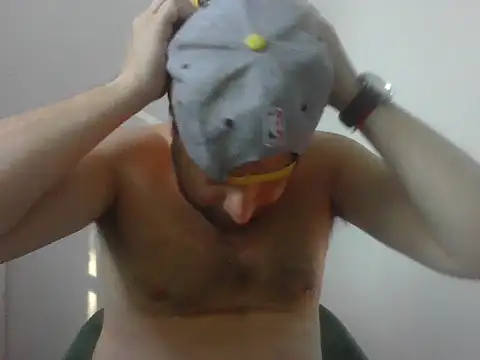 Snapshot of blondi4 chatting on December 17, 12:55 pm blondi4 online show from December 17, 12:55 pm