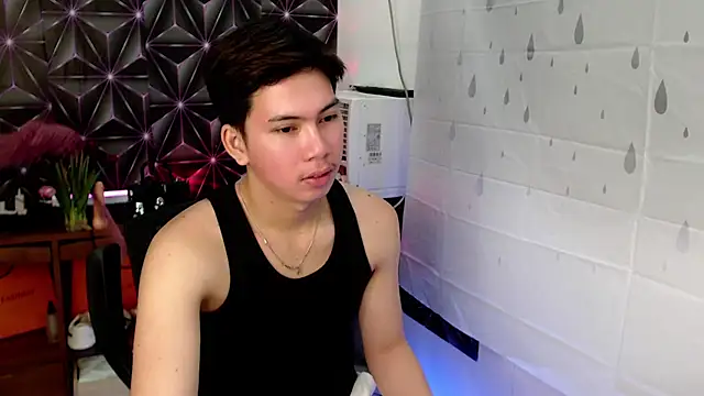 ursweet jade online show from November 12, 10:37 am