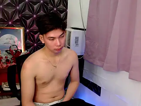 ursweet jade online show from November 18, 10:52 am