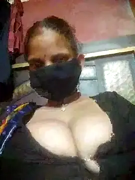 Snapshot of Sona_42i chatting on September 13, 4:29 pm Sona 42i online show from September 13, 4:29 pm