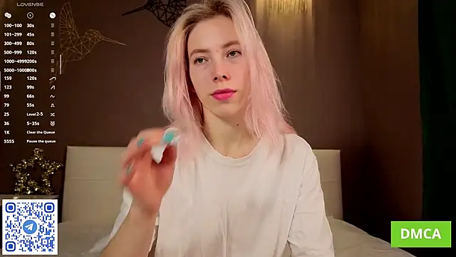 JuliannaWenger online show from February 20, 3:56 pm