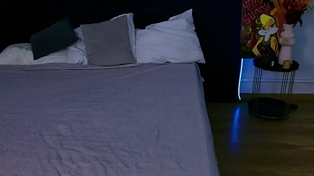 Evie Vall online show from September 18, 3:03 pm