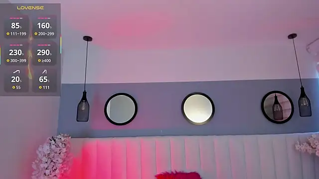 Mila Hank  online show from November 9, 12:14 pm