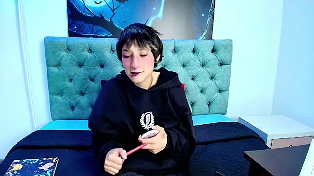 IsabelCortezz online show from October 8, 11:41 am