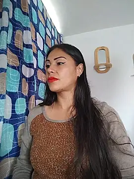 KittyHoleshot87 online show from February 10, 3:16 pm