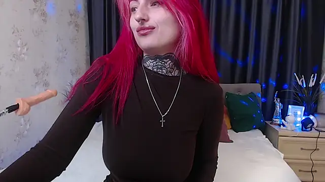 Snapshot of Nina_Blum_ chatting on October 20, 6:36 am Nina Blum online show from October 20, 6:36 am