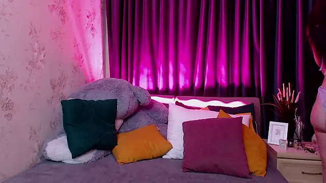 Nina Blum  online show from March 29, 5:07 am