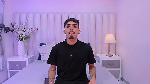 NikoStone  online show from September 28, 5:24 am