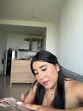 Sophie Dreamss online show from April 12, 7:19 pm