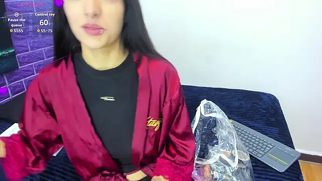 Cora 222 online show from October 3, 10:56 am