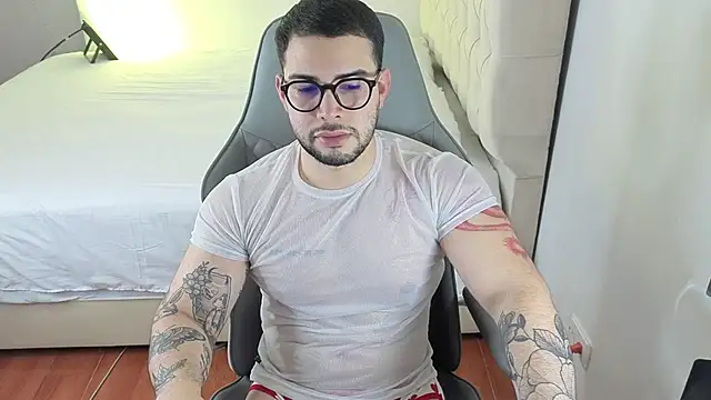 Snapshot of baby_mateo chatting on June 19, 11:41 pm baby mateo online show from June 19, 11:41 pm