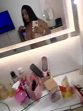 Snapshot of Sabrinasdd chatting on October 15, 6:41 pm Sabrinasdd online show from October 15, 6:41 pm