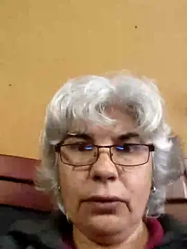 Snapshot of Lady_Silver chatting on September 26, 9:41 pm Lady Silver online show from September 26, 9:41 pm