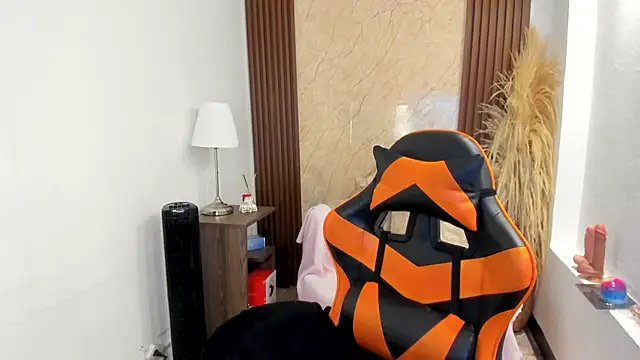 Thais kim online show from March 6, 5:42 pm