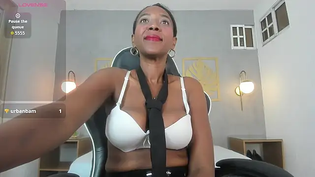 coral15  online show from September 30, 2:49 am