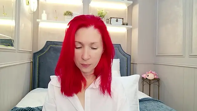 Sofia Lix online show from December 4, 4:00 am